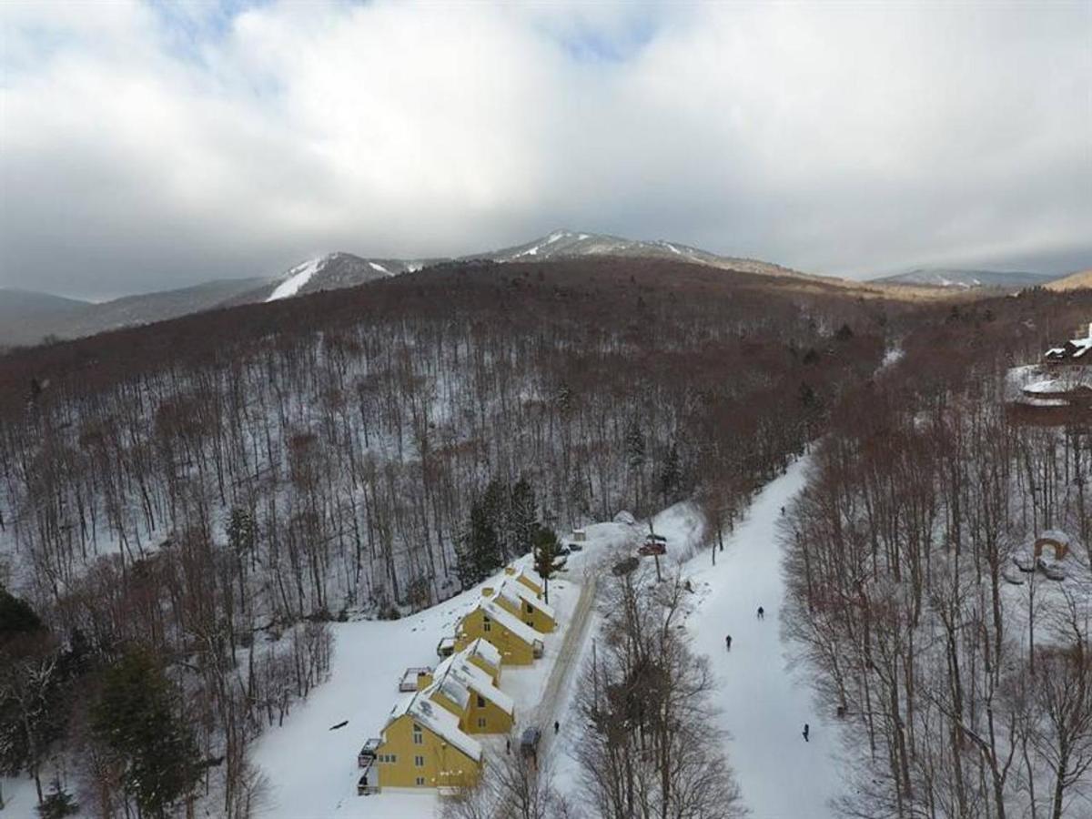 Luxurious Trailside Village One Bedroom Condo #1 Киллингтон Экстерьер фото